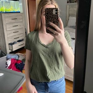 Olive green American Eagle v neck size xs